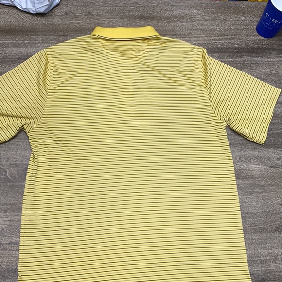 Greg Norman Golf Polo size Med - Picture 4 of 5